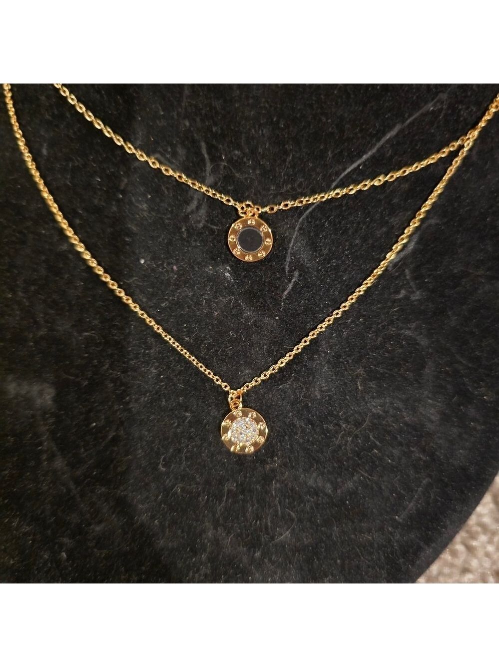 Chic Gold Double Layer Necklace - Picture 2 of 8